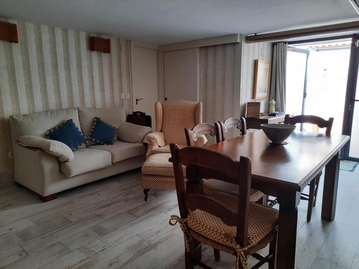 Un Apartamento Vacacional Con Detalles De Un Hogar مايرينا ديل ألخارفي المظهر الخارجي الصورة
