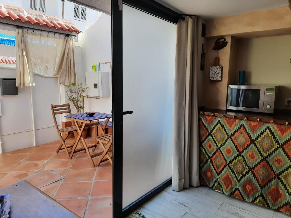 Un Apartamento Vacacional Con Detalles De Un Hogar مايرينا ديل ألخارفي المظهر الخارجي الصورة